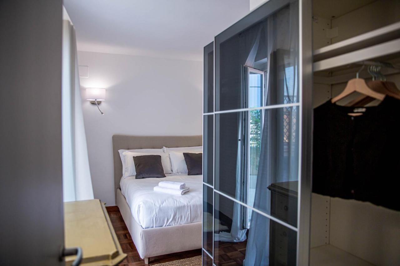 Luxury Top Floor In Trastevere Rome Exterior photo